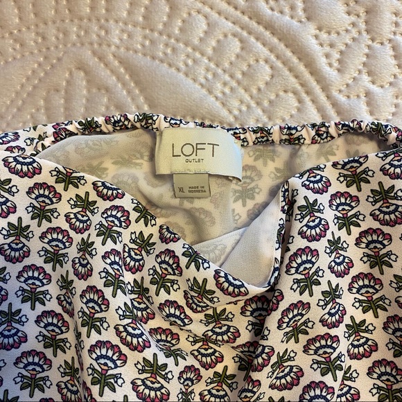 Patterned Flowy Cami - Picture 2 of 2